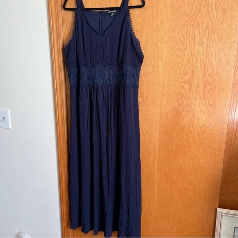 Nina Leonard size XL blue maxi dress